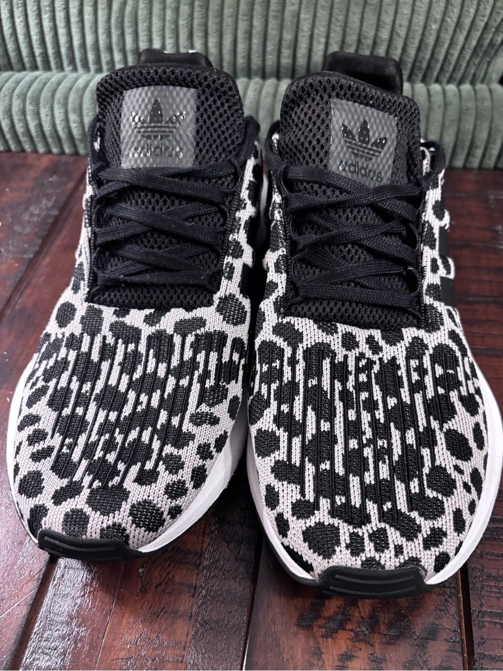 Adidas Originals Swift Run Leopard Print Sneakers – Women’s Size 10